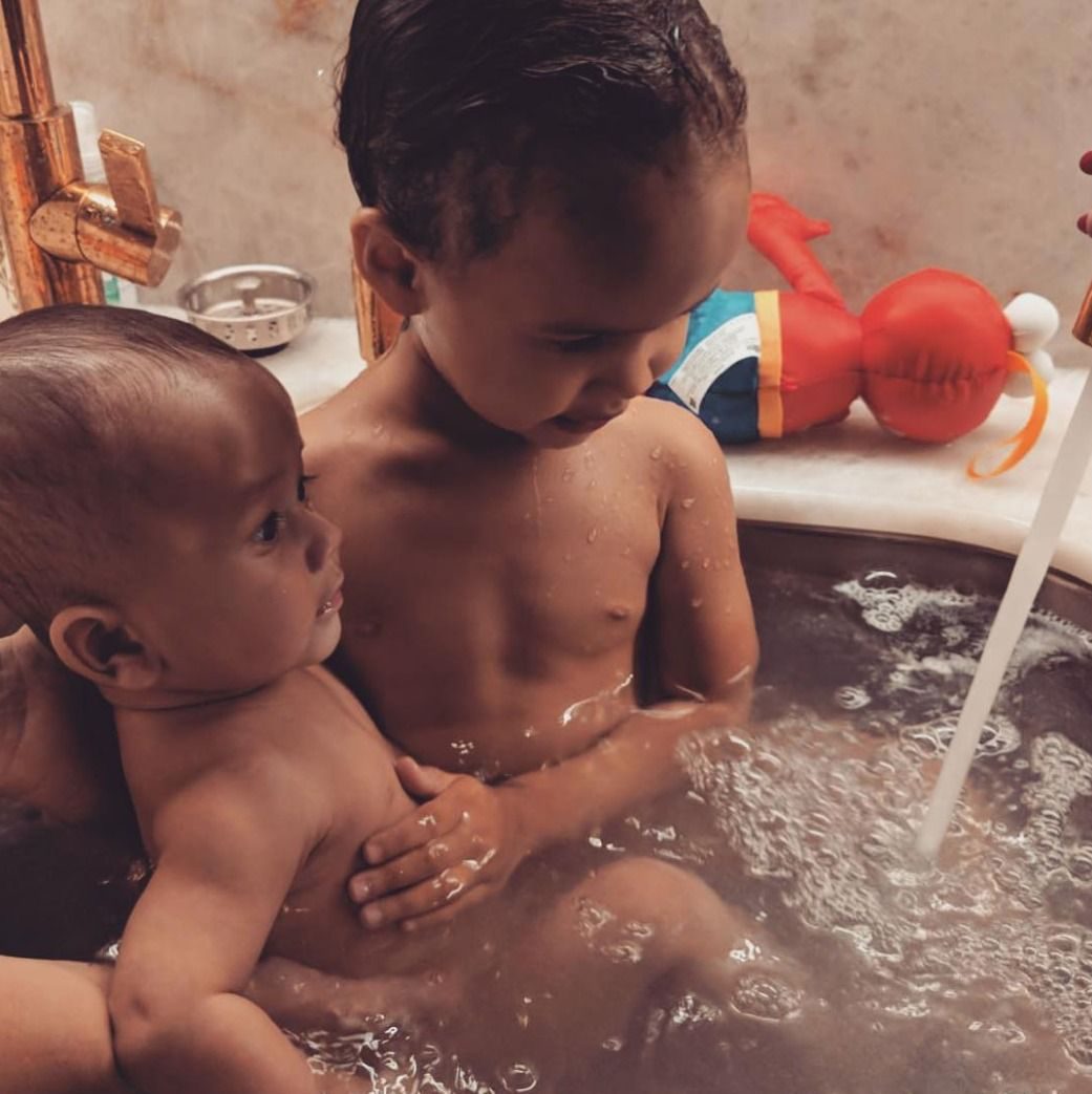 น้องไมลส์ - น้องลูน่า