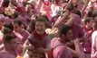 ​เทศกาลสาดไวน์ในสเปน