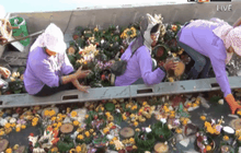 หลายจังหวัดเก็บขยะกระทงจำนวนมาก