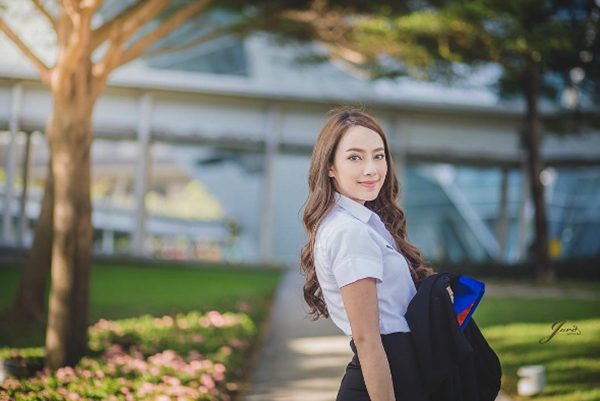 เปรี้ยว ทัศนียา การสมนุช เปรี้ยว ทัศนียา การสมนุช