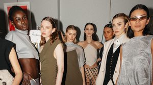 โมเมนต์แฟชั่นโชว์จาก VICKTEERUT ในนิวยอร์กแฟชั่นวีคครั้งแรก