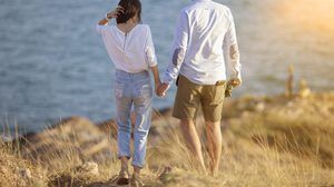 จีบผู้ชาย ง่ายนิดเดียว 5 ชั้นเชิง โบกมือลา คานทองนิเวศน์