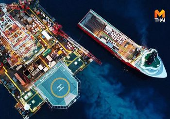 ชีวิตบนแท่นขุดเจาะกลางทะเล