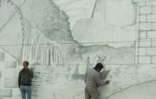 ศิลปินร่วมกันวาดภาพบนกำแพงด้วยดินสอ