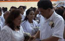 ฟิลิปปินส์จัดพิธีสมรสหมู่ 350 คู่