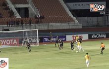 สุพรรณบุรีเปิดรังเจ๊ากิเลนผยอง 10 คน 1-1 บอลไทยลีก