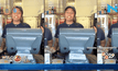 บุตรสาวโอบามาทำงานพิเศษเป็นพนักงานเสิร์ฟ