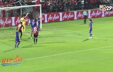 ท่าเรือทุบกิเลนสยบคารัง 2-0 นำจ่าฝูง