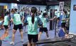 ถึงมาเลเซีย “ชบาแก้ว” ยืดกล้ามเนื้อผ่อนคลาย