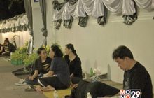 ปชช.รอชมริ้วขบวนพระบรมราชอิสริยยศที่ 6