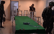 ย้าย 3 นายตำรวจ หลังทหารจับบ่อน