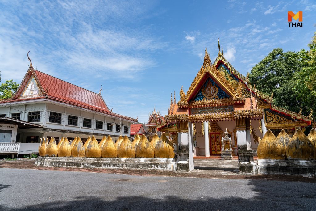 พระอุโบสถกลีบบัว