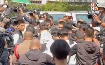 “พีม-โอชิ” ปิดปากเงียบ! ตำรวจคุมฝากขัง 8 คนแก๊งทำร้ายรุ่นน้อง