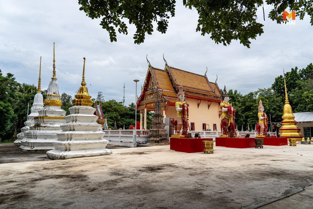 วัดโบสถ์ บ้านไท