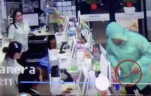 โจรสวมฮู้ด ชิงทรัพย์ร้านสะดวกซื้อ