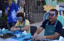 แข่งปิดตากินหอยแมลงภู่ จ.ประจวบคีรีขันธ์