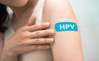 ฉีดวัคซีน HPV ป้องกันมะเร็งปากมดลูก จำเป็นไหม ใครควรฉีดบ้าง