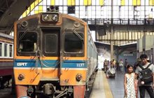 แห่ใช้บริการรถไฟกลับภูมิลำเนา