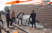 อุบัติเหตุดีดบ้านพังถล่มทับคนงานบาดเจ็บ 5 คน