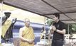 หนึ่งเดียวในโลก พระสังกัจจายน์ใส่หมวก