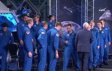 NASA คัดเลือก 12 นักบินอวกาศรุ่นใหม่