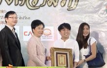 วาเลนไทน์เขตบางรักคึกคัก คู่รักลุ้นทะเบียนสมรสทองคำ