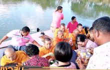 ทั่วไทยทำบุญตักบาตรเนื่องในวันปีใหม่ 2563