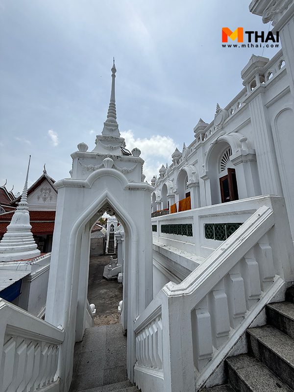 วัดโมลีโลกยารามราชวรวิหาร