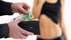 โดนขู่ให้คืนเงิน ไม่งั้นจะ ปล่อยคลิป แล้วหนูควรทำไงดีคะ