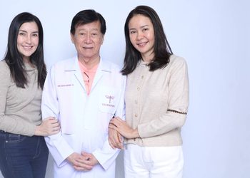 “แองจี้ เฮสติ้งส์” กลับมาทวงบัลลังก์…ความสวย-เซ็กซี่อีกครั้ง ในวัย 46 ปี เผยผลลัพธ์ลดอายุใบหน้าด้วยพลัง Multi Cells จากรพ.ธีรพร