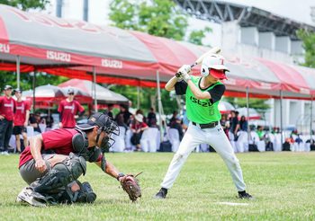 อีซูซุผลักดันกีฬาเบสบอลอย่างต่อเนื่องโดยสนับสนุนนักกีฬายุวชนทีมชาติไทยเข้าร่วม ชิงชัยในการแข่งขันระดับนานาชาติที่เกาหลีใต้