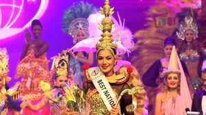 ทศพักตร์นารีศรีสยาม คว้ารางวัลชุดประจำชาติยอดเยี่ยม จากเวที Miss Intercontinental 2016 ที่ศรีลังกา
