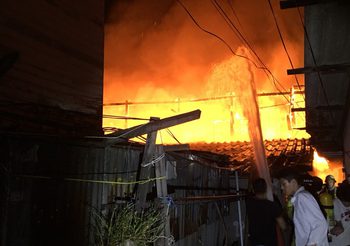 ไฟไหม้บ้านเรือนประชาชน ภายในซอยรามคำแหง 39