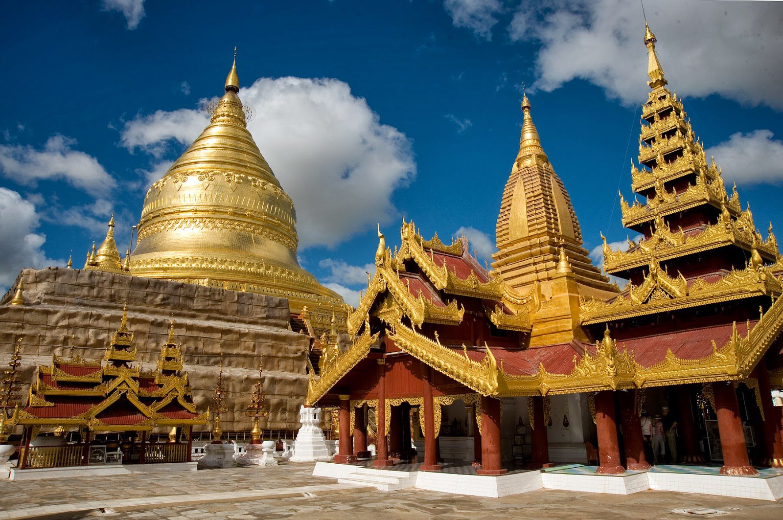 พระมหาธาตุเจดีย์ชเวซีโกน (Shwezigon Pagoda) เมืองพุกาม