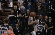 “เคอร์รี่” ร้อนแรงนำวอร์ริเออร์สไร้พ่าย