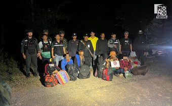 จับอีก! “กกล.บูรพา” รวบแรงงานกัมพูชาหนีเข้าไทยรายวัน ลั่น “อยู่บ้านก็อดตาย ไม่มีงานให้ทำ”