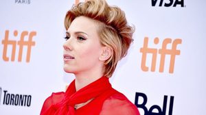 ง่ายเว่อร์! 5 ไอเดีย เซ็ตผมสั้น Pixie Cut สไตล์สาวเปรี้ยวซ่าส์ สการ์เลตต์ โจแฮนส์สัน