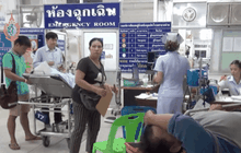 ผู้ป่วย 20 คนอาหารเป็นพิษหลังกินขนมห้างดัง