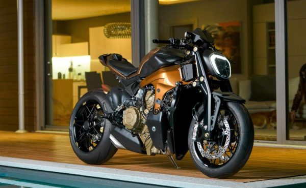 naked Ducati Panigale V4 custom