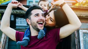 โชคดีแล้วทูลหัว 10 สัญญาณ ที่บอกว่าคุณมียอด สามี อยู่เคียงข้าง