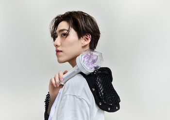 แกลมสมมงอีกแล้ว!! สำหรับ “PP KRIT OFFICIAL LIGHT STICK VER2” แท่งไฟเวอร์ชั่นใหม่ ที่มีเทคโนโลยีทันสมัย และพิเศษยิ่งกว่าเดิม แฟนๆ เตรียมเอฟด่วน ตั้งแต่ 8 ก.พ. นี้