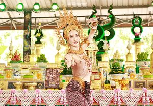 เต็มอิ่ม เซ็ทภาพคนงามรำสวย แต้ว ณฐพร รำบวงสรวงถวายองค์ปู่-องค์ย่า พญานาคราช ณ คำชะโนด