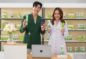 D.Dent (ดีเดนท์) ยาสีฟันคนไทยหัวใจไทย ทุ่มงบสุดปัง เปิด TVC ตัวแรก ดึงพระเอก “เคน ภูภูมิ” ขึ้นแท่นพรีเซนเตอร์ ปรับสูตรเพื่อคนรุ่นใหม่ ภายใต้คอนเซปต์ D.Dent เข้าถึงทุกครัวเรือน