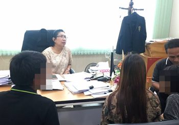 ครูฉาวดิ้นสุดตัว!! ขอจ่าย 2 แสน จบเรื่องข่มขืนนักเรียนหญิง ม.1