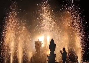 พิธีถวายเพลิงจริง สรีรสังขารครูใหญ่ ‘หลวงพ่อคูณ’