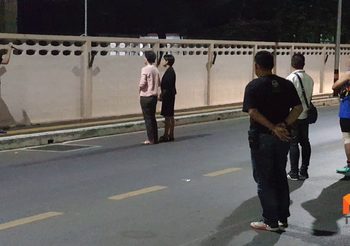 โจ๋17 พ้อไม่มีใครรัก ขอเป็นลูกบุญธรรม ถืออีโต้-มีดปลายแหลมข่มขู่