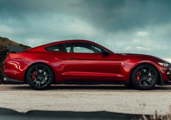 Ford Shelby GT500 รุ่นใหม่ ตัวแรง ให้กำลังกว่า 700 แรงม้า