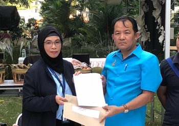 ‘ศรีสุวรรณ’ นำชาวฉะเชิงเทรา-ชลบุรี ค้าน EEC ประกาศล่าหมื่นรายชื่อยกเลิกกม. EEC