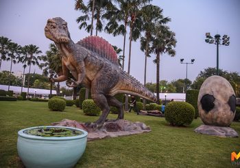 ไดโนเสาร์บุก! ทำเนียบ เตรียมต้อนรับในงานวันเด็กแห่งชาติประจำปี 62