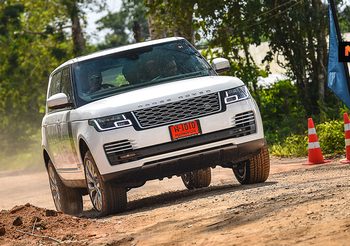 สัมผัสประสบการณ์กับ Land Rover 3รุ่นใหม่ เเละ Jaguar F-Pace ในกิจกรรมสุดพิเศษจาก Jaguar LandRover